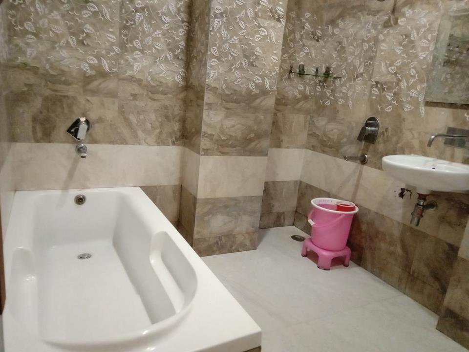Riya Palace Агра Екстер'єр фото